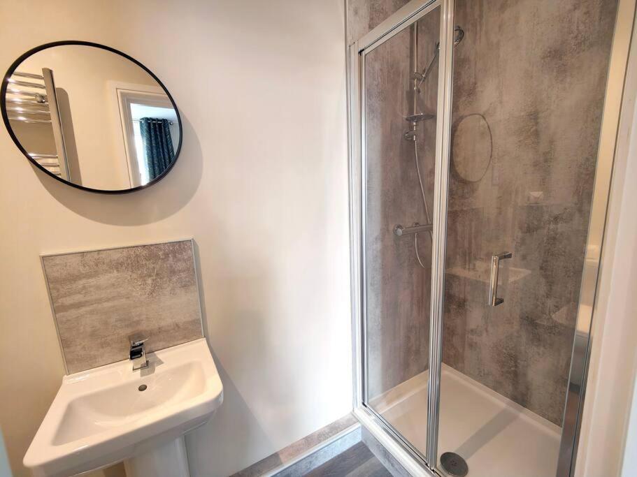 Carvetii - Anne House Room 1 - Dbl Bed Ground Floor En-Suite Карлайл Экстерьер фото